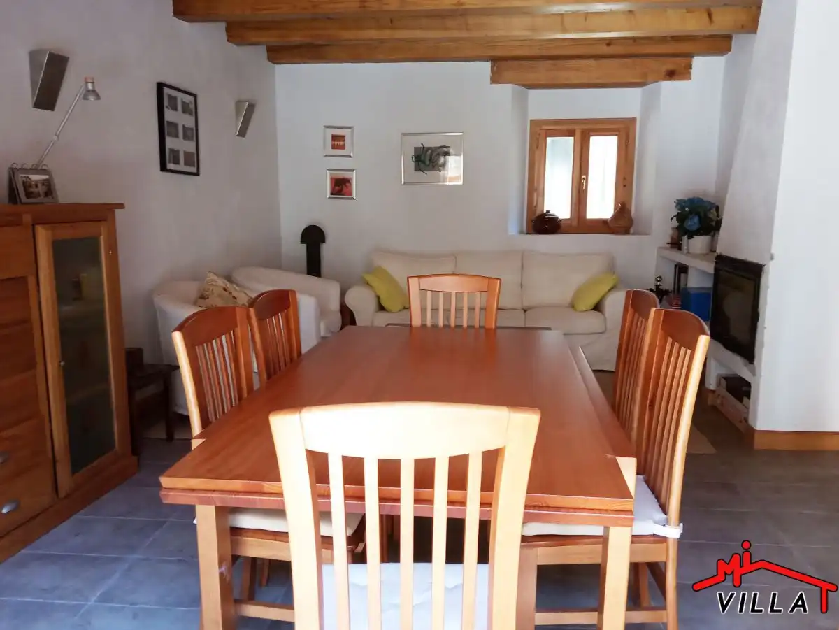 Comedor de Casa o chalet en venta en Roncal / Erronkari con Calefacción