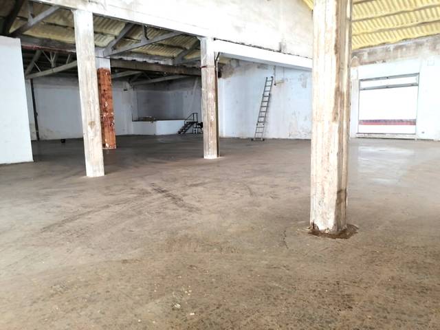 Local comercial en Alquiler en Ca n'Aurell