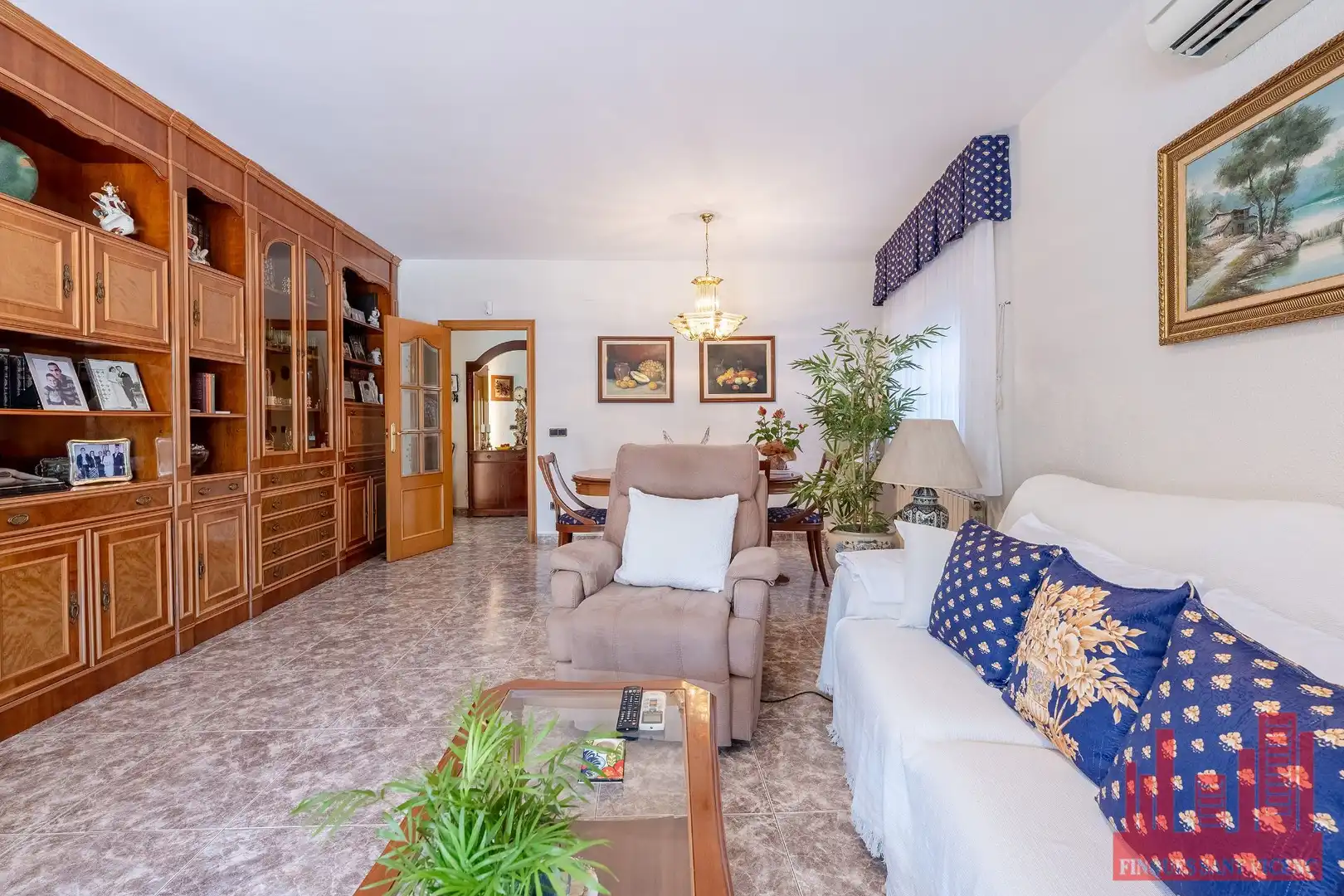 Sala de estar de Casa o chalet en venta en Sant Vicenç Dels Horts con Aire acondicionado, Calefacción y Terraza