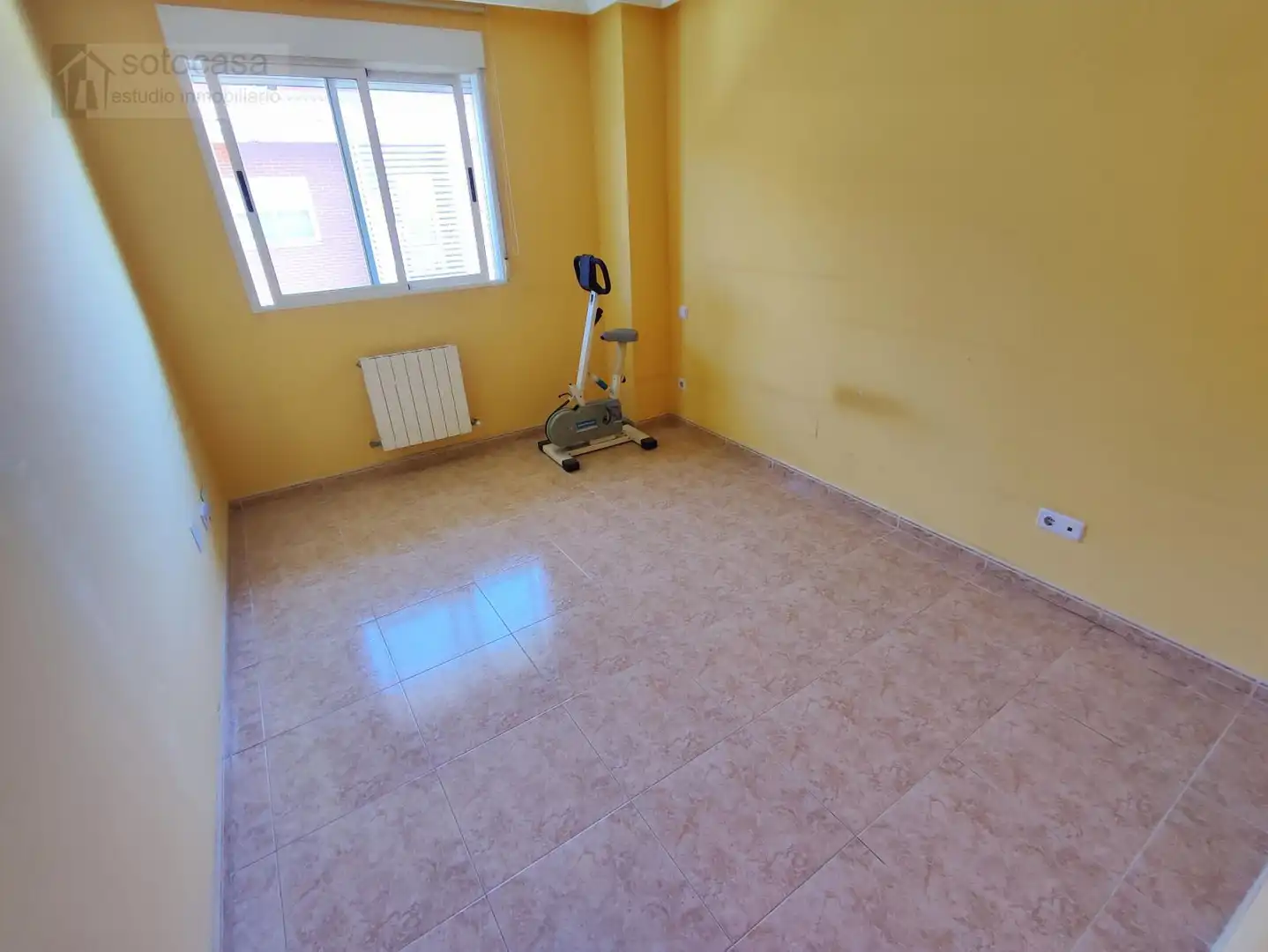 Schlafzimmer von Wohnung zum Verkauf in Santovenia de Pisuerga mit Heizung
