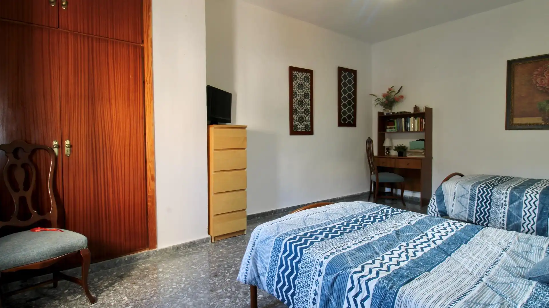 Casa aparellada amb terrassa en venda a Calle de la Gloria, imagen 58