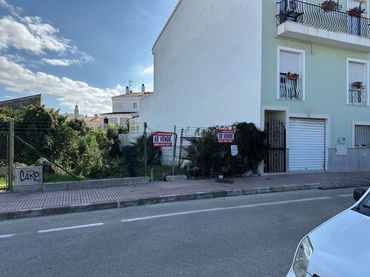Terreny residencial en venda a Carrer Nou d'Octubre