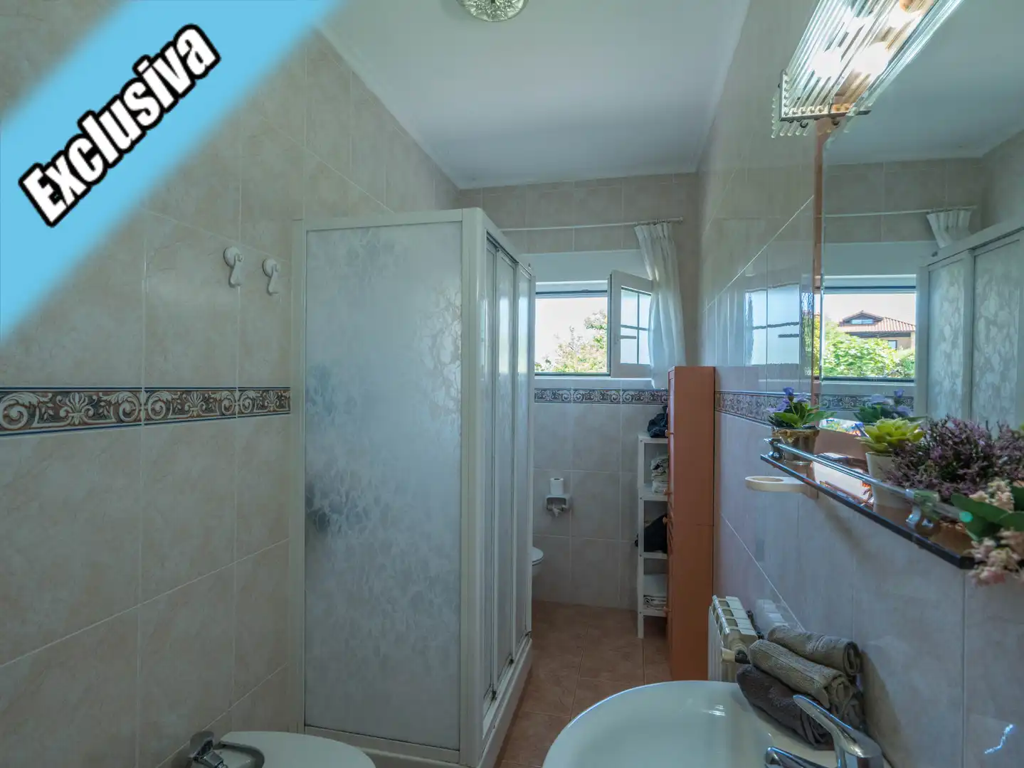 Baño de Casa o chalet en venta en Arnuero con Calefacción, Jardín privado y Terraza