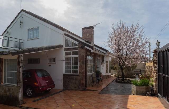 Casa-chalet en Venta en Calle ROTONDA DE VERSALLES, 82 en Villar del Olmo
