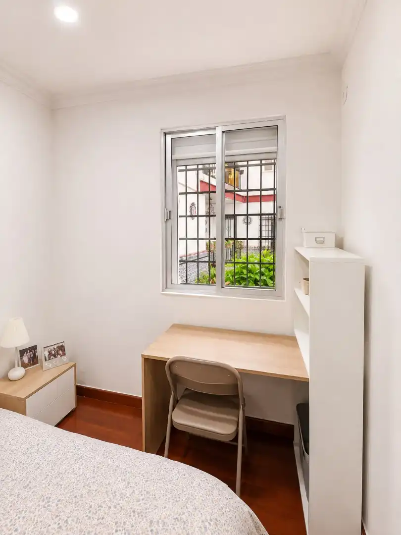 Habitación de Piso en venta en Sevilla con Aire acondicionado, Calefacción y Trastero