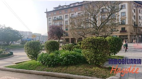Foto 2 de Piso en venta en Las Arenas, Getxo