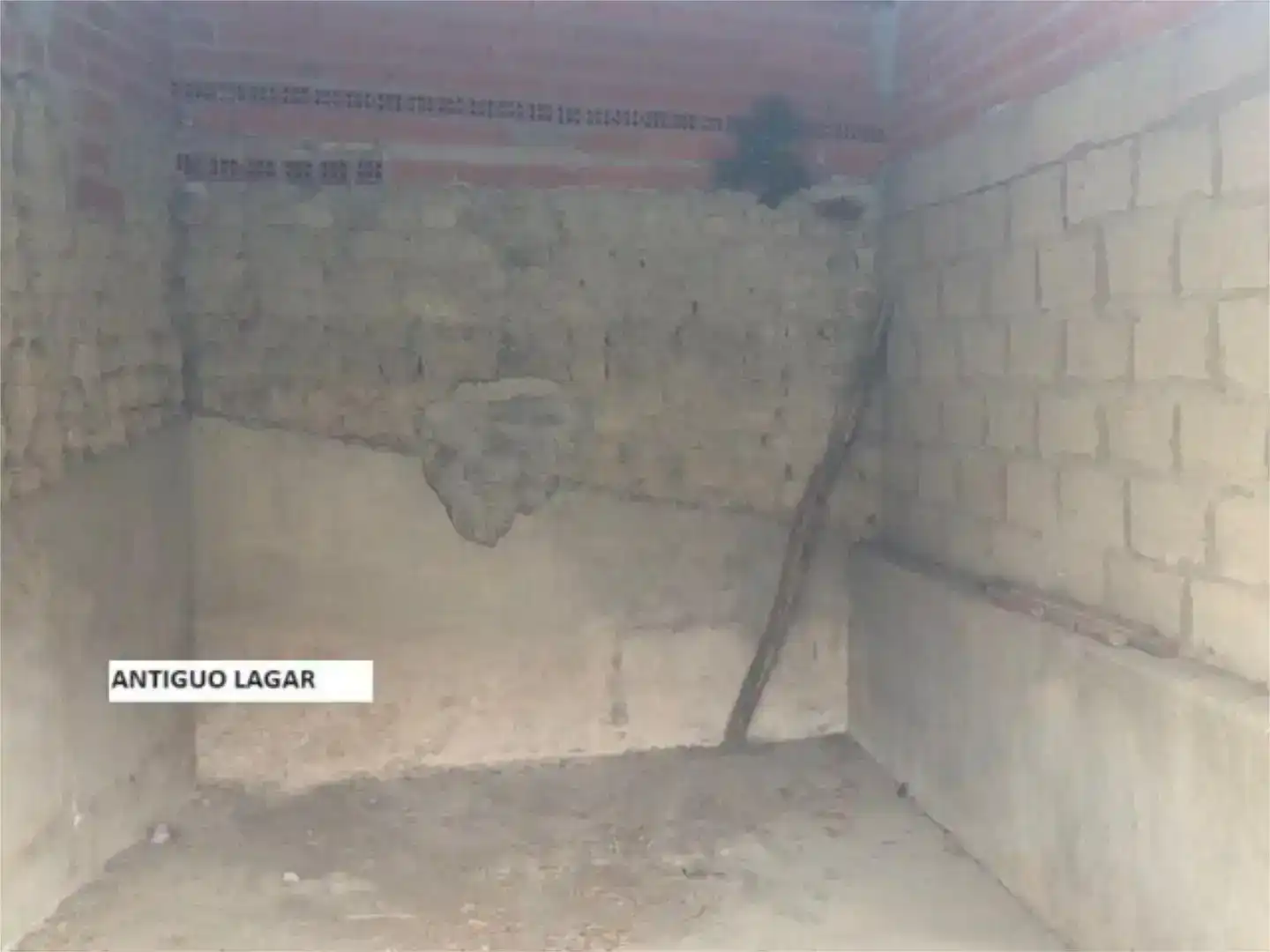 Casa adosada en venda en Navas de Oro amb Jardí privat, Traster i Moblat