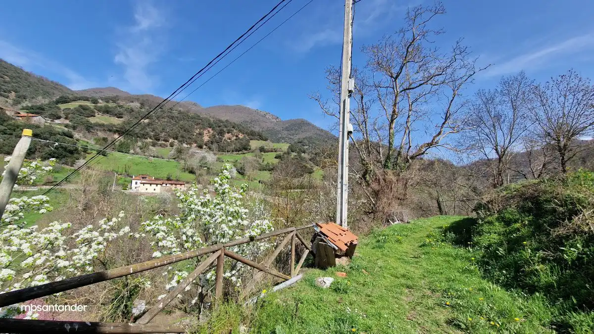Houses for sale in Pesaguero  with Heating and Storage room