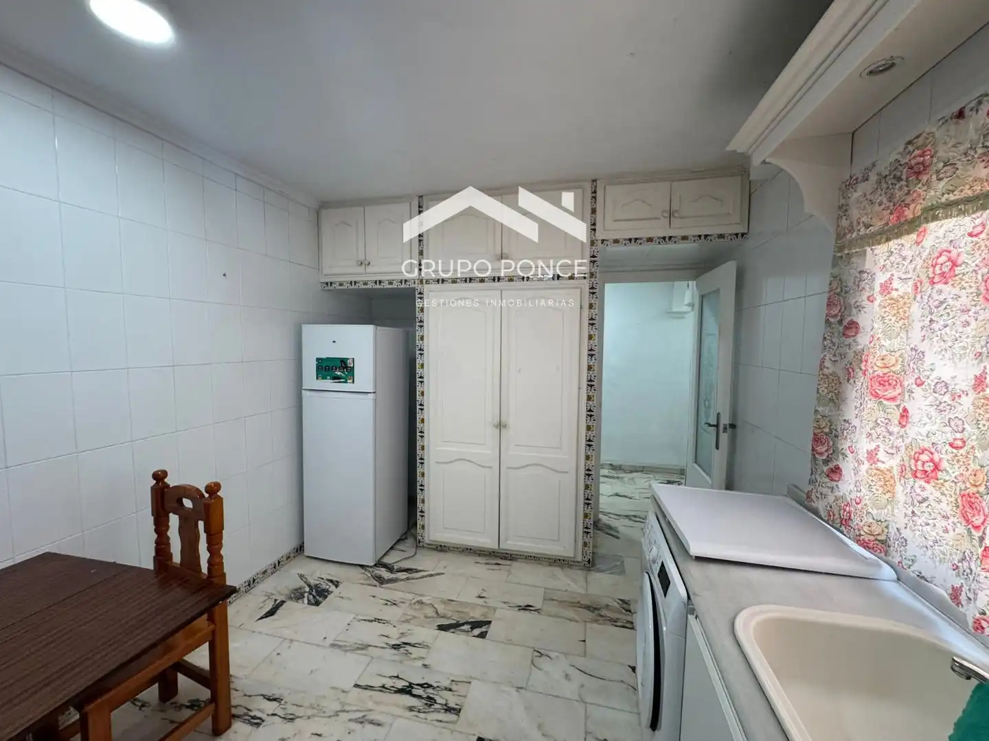 Kitchen of Flat for sale in Jerez de la Frontera  with Terrace and Storage room