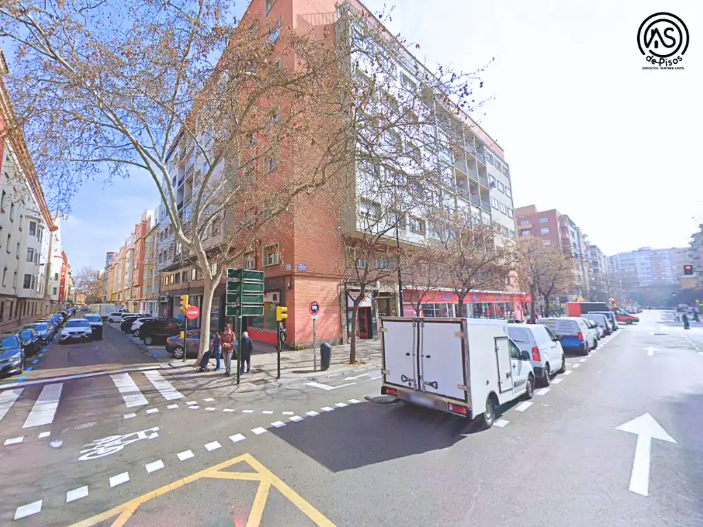 Apartamento de alquiler en Calle de Baltasar Gracián, 27, Universidad San Francisco