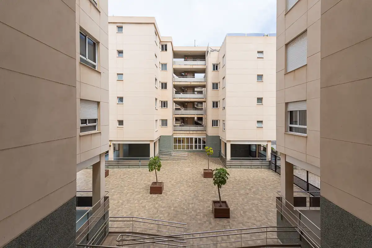 Vista exterior de Piso en venta en Ciudad Alta