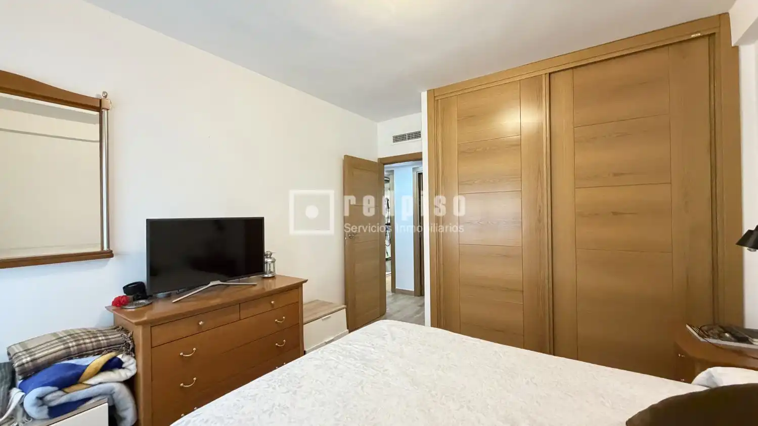 Bedroom of Flat for sale in Leganés  with Air Conditioner, Heating and Terrace
