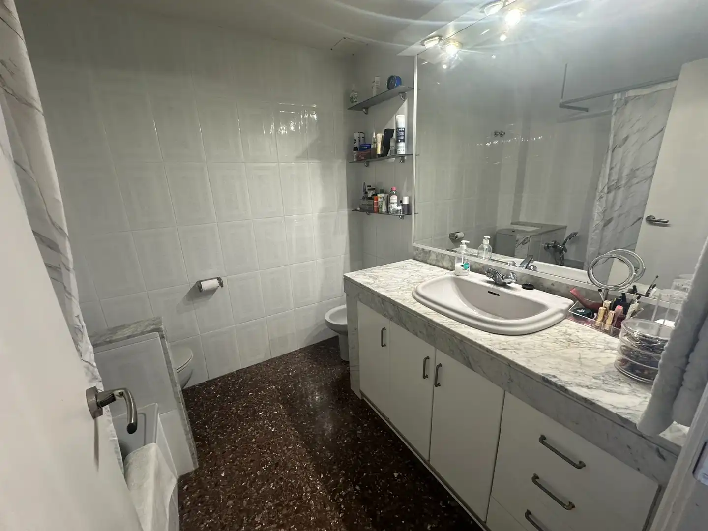 Baño de Casa adosada en venta en Santa Coloma de Gramenet con Terraza y Balcón