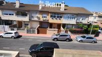 Vista exterior de Casa adosada en venda en San Javier amb Aire condicionat, Calefacció i Terrassa