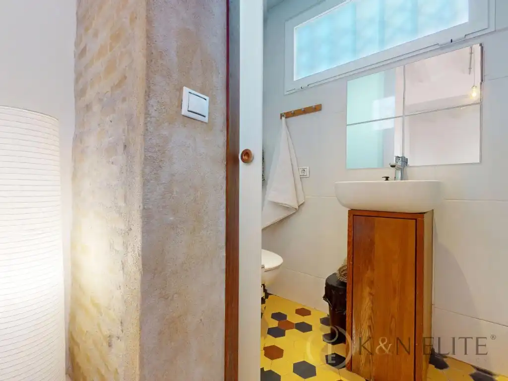 Bathroom of Flat for sale in Valencia
