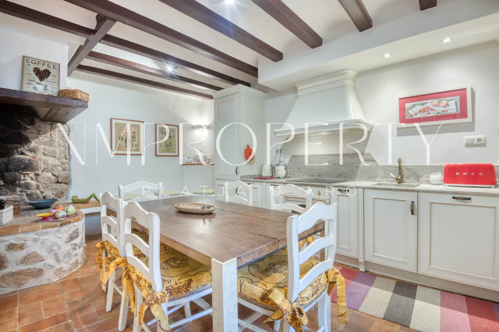 Cocina de Finca rústica de alquiler en Castell d'Aro, Platja d'Aro i s'Agaró con Jardín privado, Terraza y Amueblado