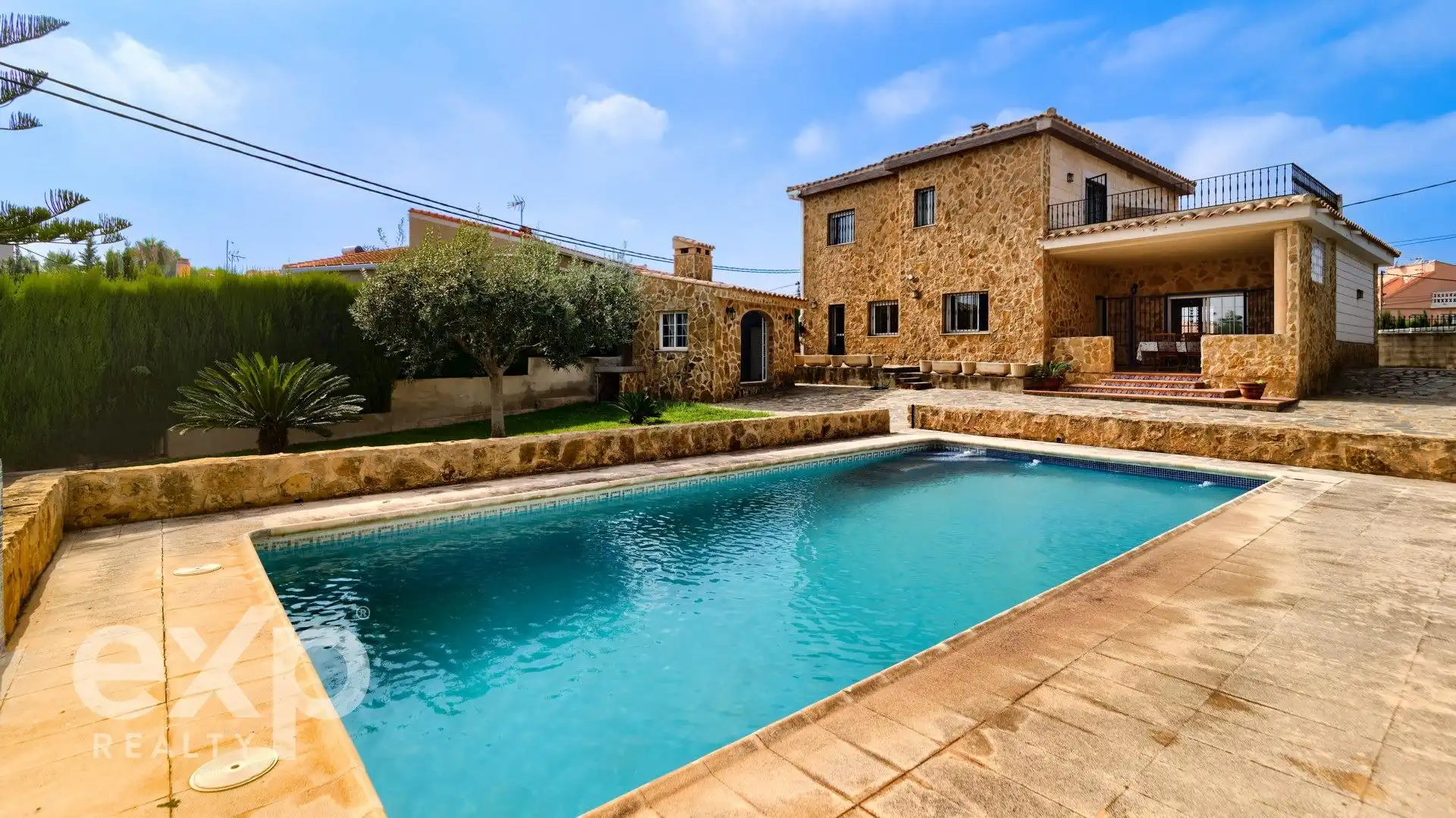 Villa con terrazza in vendita a Calle LOS LAGOS, imagen 3