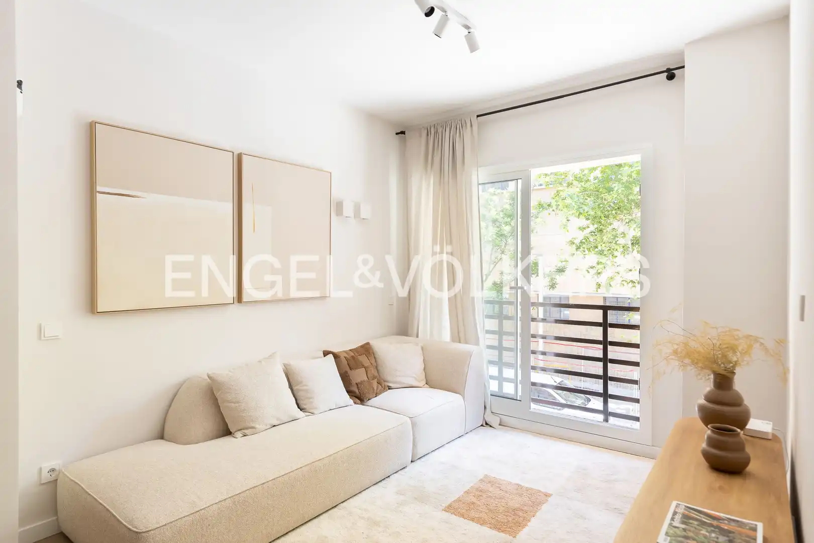 Sala de estar de Piso en venta en Barcelona con Aire acondicionado, Calefacción y Parquet