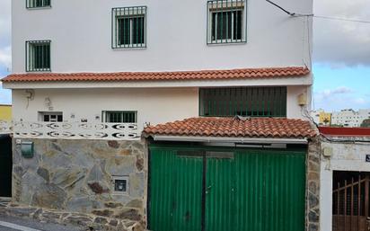 Vista exterior de Casa o xalet en venda en Las Palmas de Gran Canaria amb Terrassa