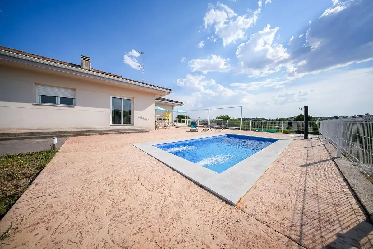 Xalet amb terrassa en venda a Las Huertas de Villarejo, imagen 3