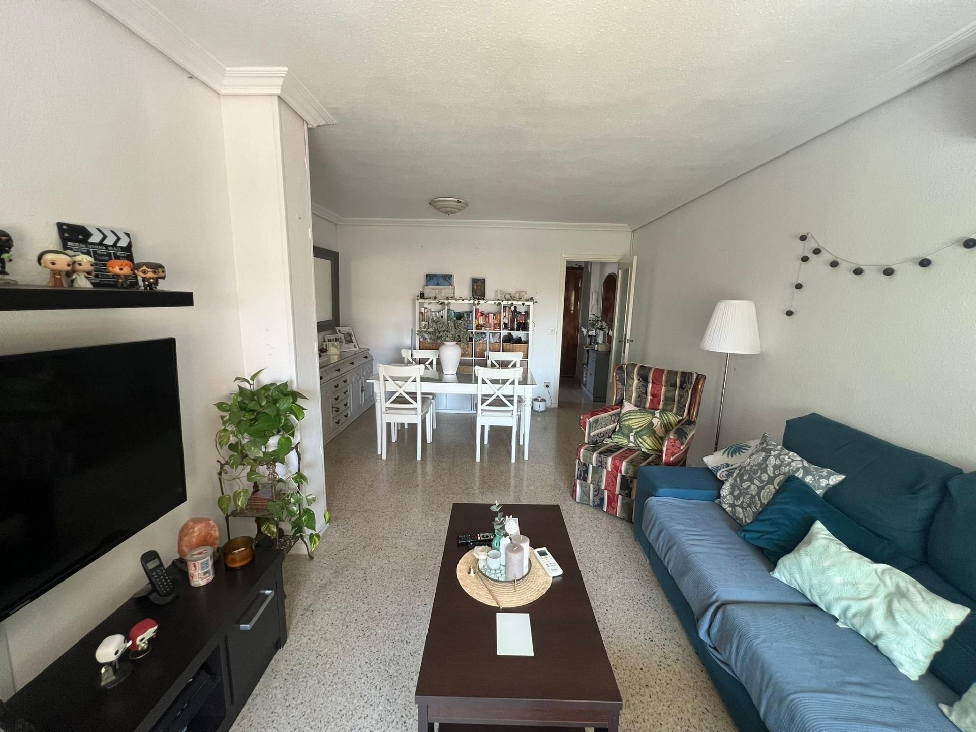 Living room of Flat for sale in  Sevilla Capital  with Air Conditioner and Terrace
