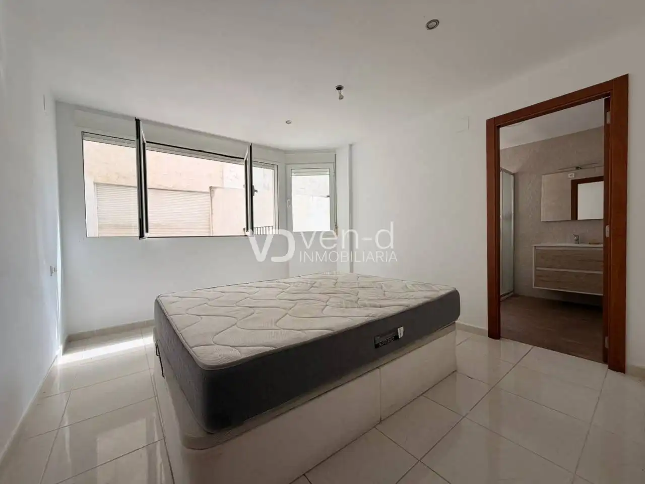 Habitación de Piso en venta en Enguera con Terraza y Balcón