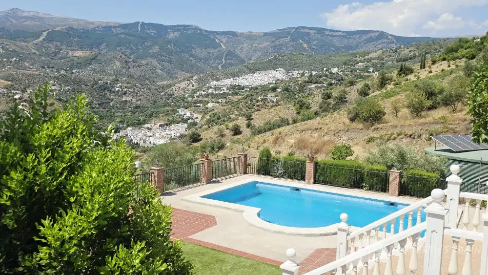 Garden of Houses for sale in Cómpeta  with Air Conditioner, Private garden and Swimming Pool