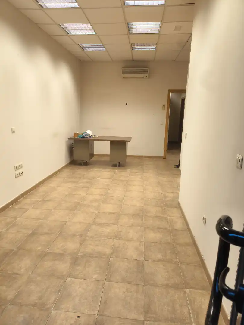 Gewerbefläche zur Miete in Villafontana - Estoril I, imagen 7