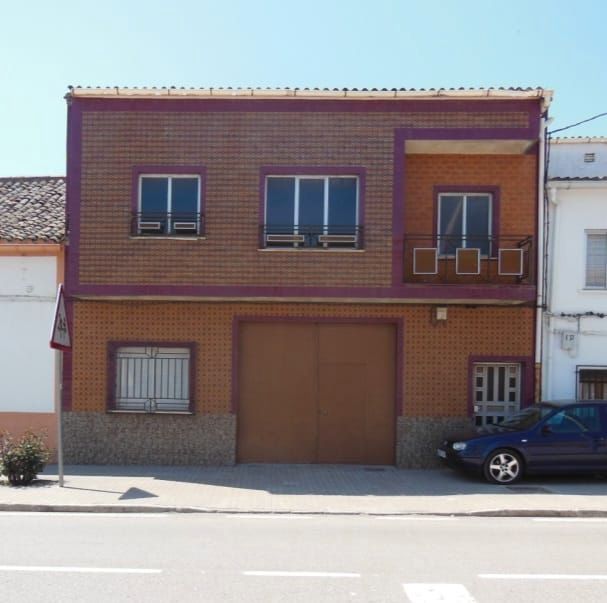 Exterior view of Building for sale in Almodóvar del Pinar