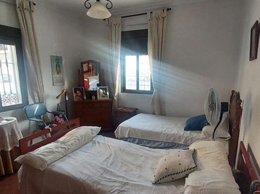 Casa amb balcó en venda a Centro - Doña Mercedes