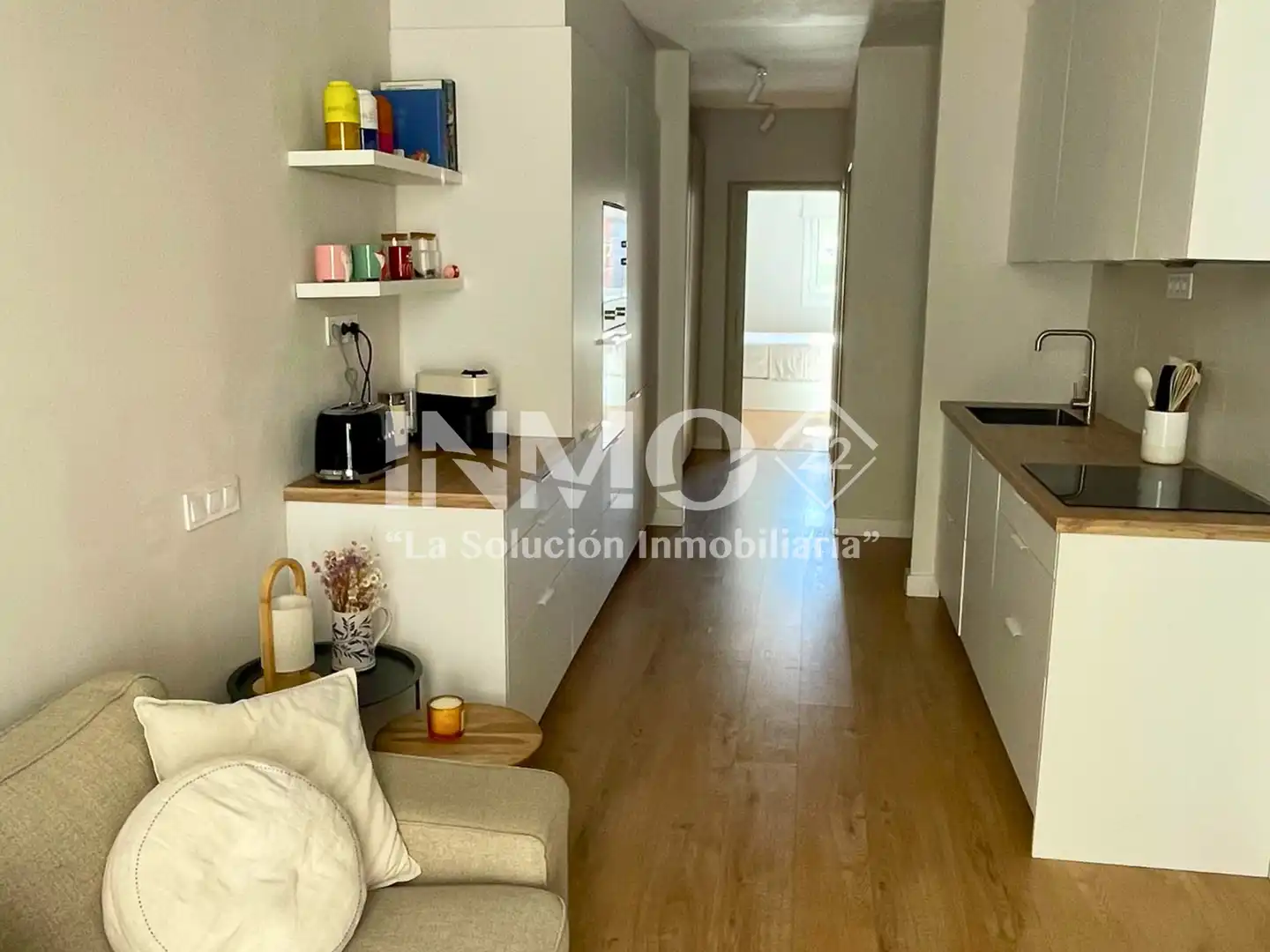 Vista exterior de Apartamento en venta en Eixample
