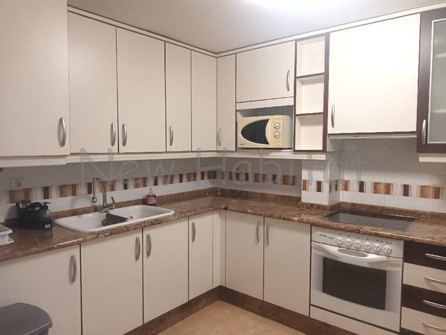 Piso en Venta en Carrer de Sidro Vilarroig en Ensanche - Parque del Oeste
