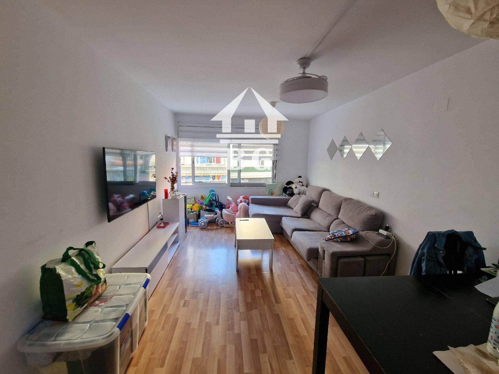 Flat for sale in Riera, Centre