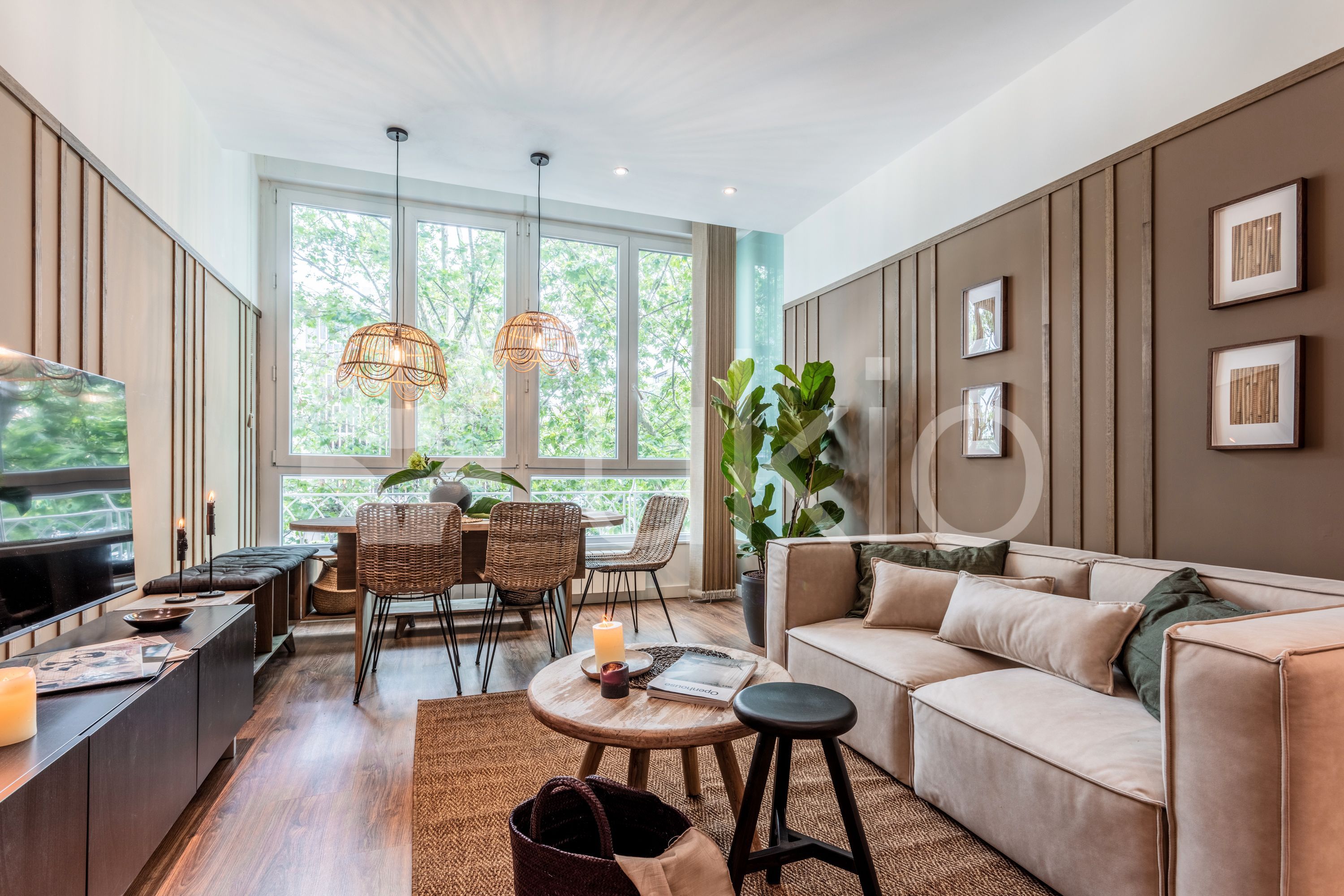 Living room of Apartment to rent in  Madrid Capital  with Air Conditioner, Oven and Washing machine