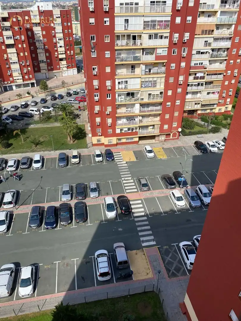Parking de Piso en venta en Montequinto con Aire acondicionado, Calefacción y Terraza