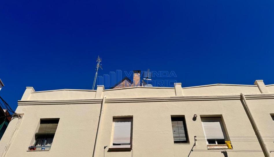 Foto 1 de Piso en venta en Moquetas, Valdeacederas, Madrid