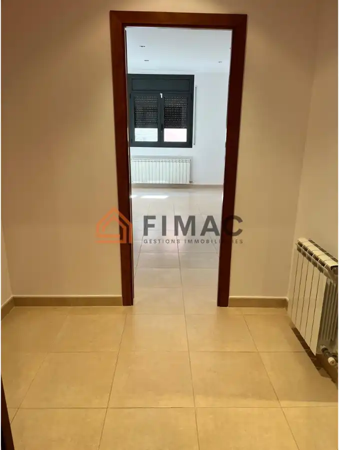 Piso en venta en Sant Hipòlit de Voltregà con Calefacción
