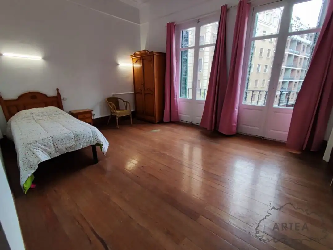Habitación de Piso de alquiler en Bilbao  con Calefacción, Horno y Lavadora