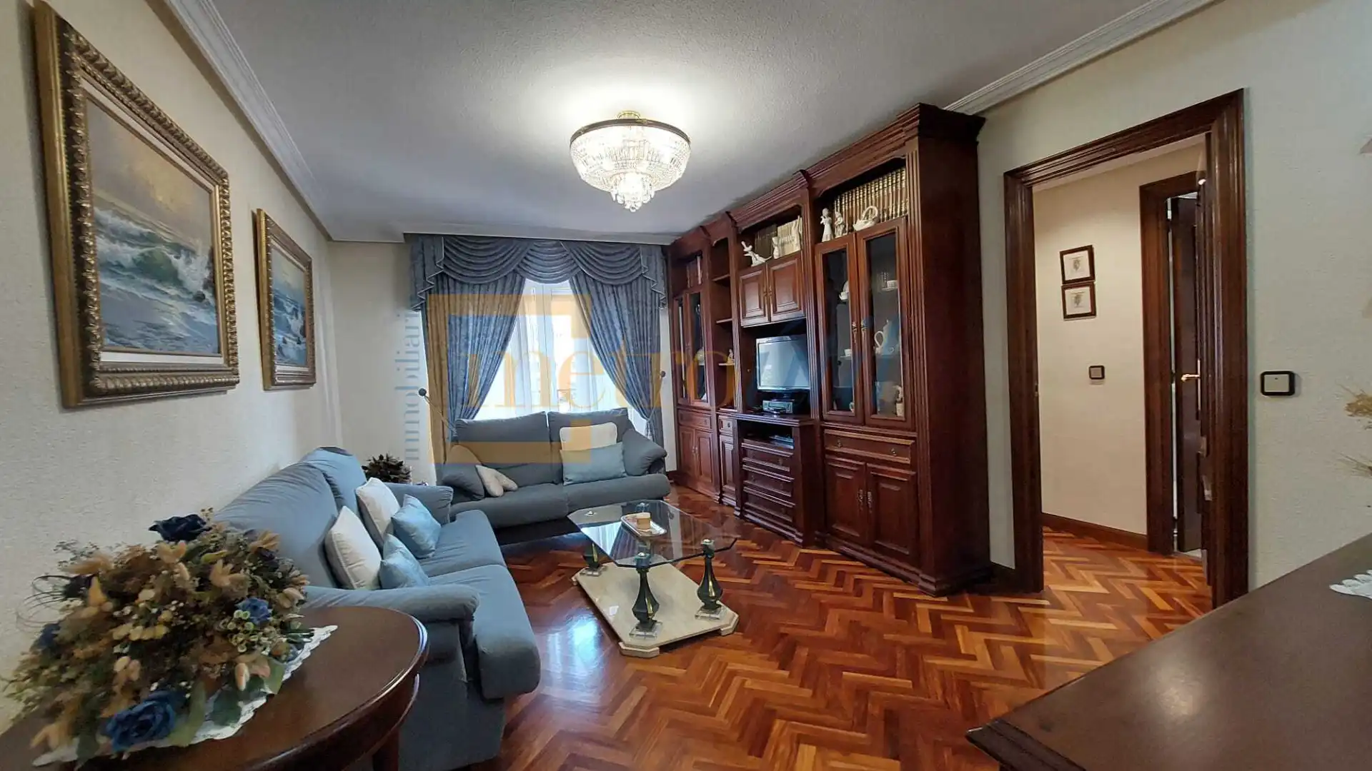 Appartamento con terrazza in vendita a Avenida de los Comuneros, imagen 3