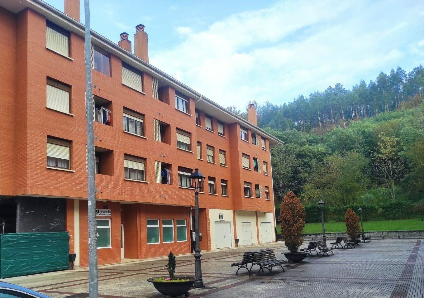 Premises to rent in Zalla
