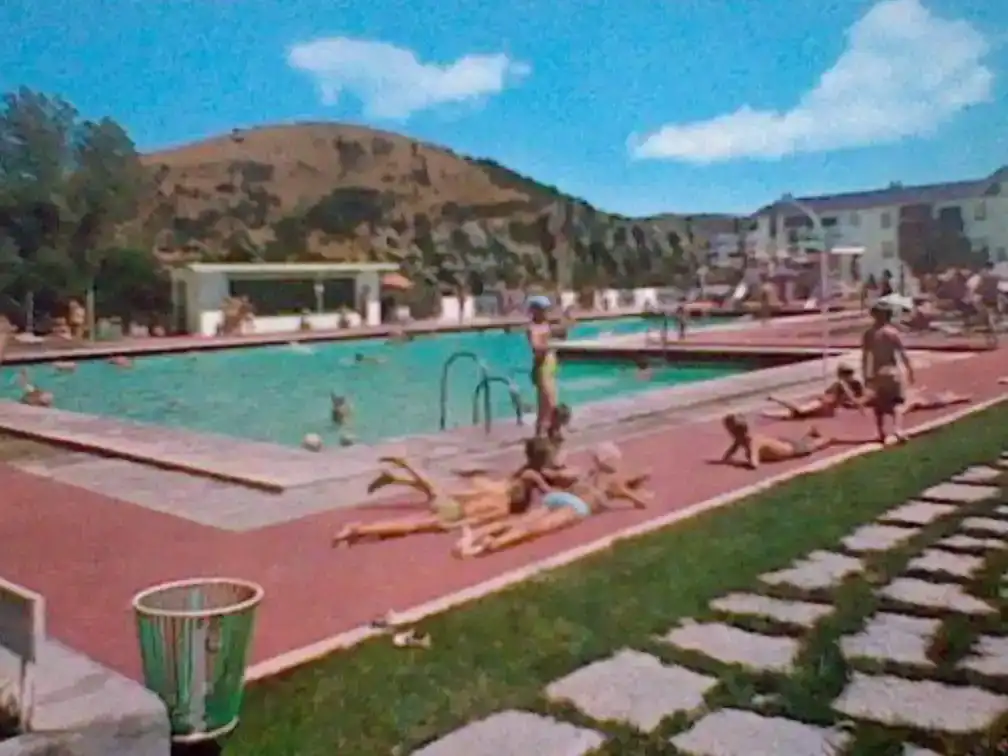 Piscina de Piso en venta en El Espinar con Aire acondicionado, Parquet y Piscina