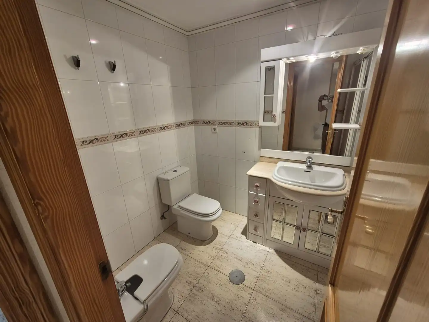 Baño de Piso en venta en Murcia con Trastero y Balcón