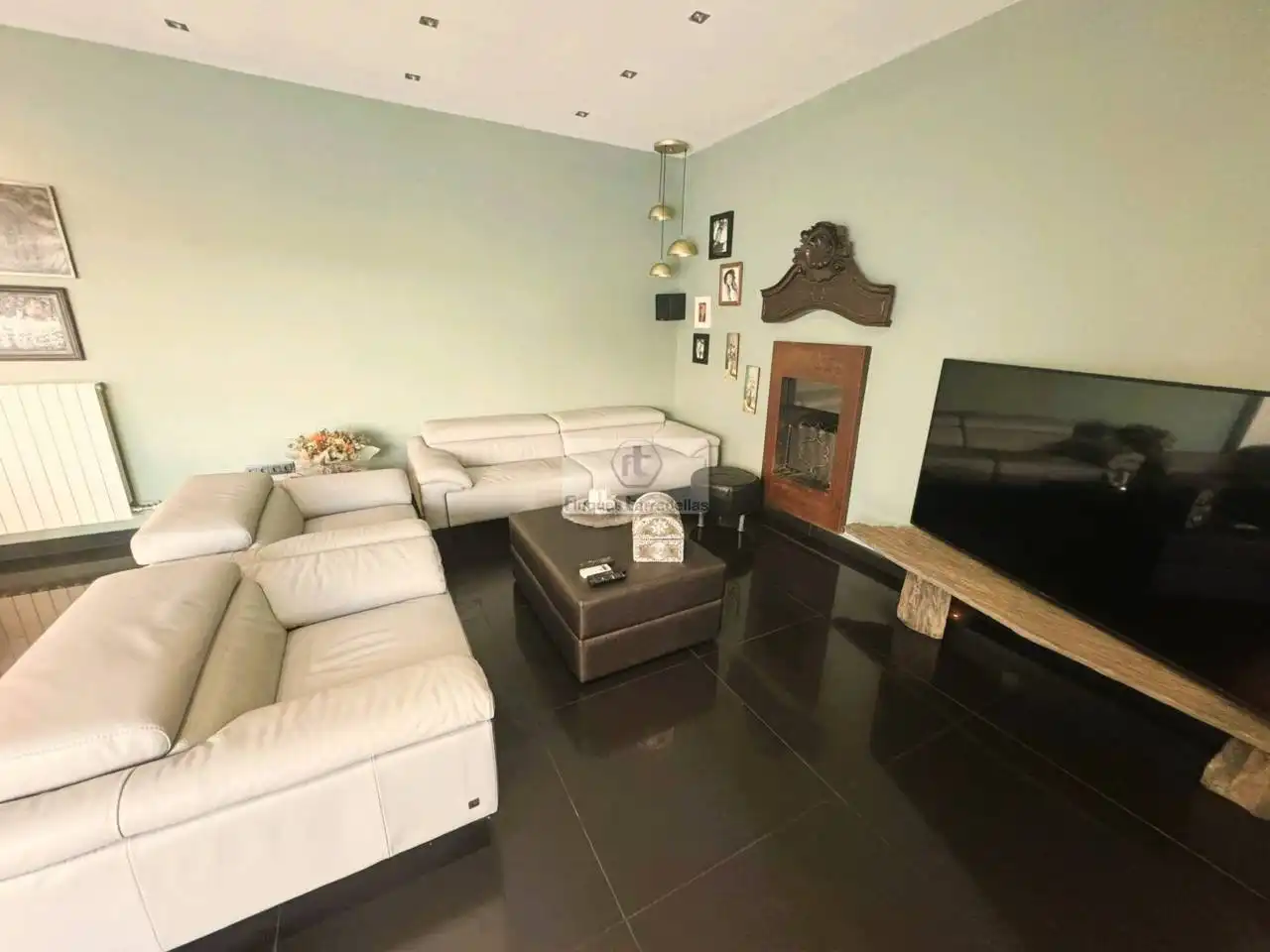 Sala d'estar de Casa o xalet en venda en Fogars de la Selva amb Aire condicionat, Calefacció i Jardí privat