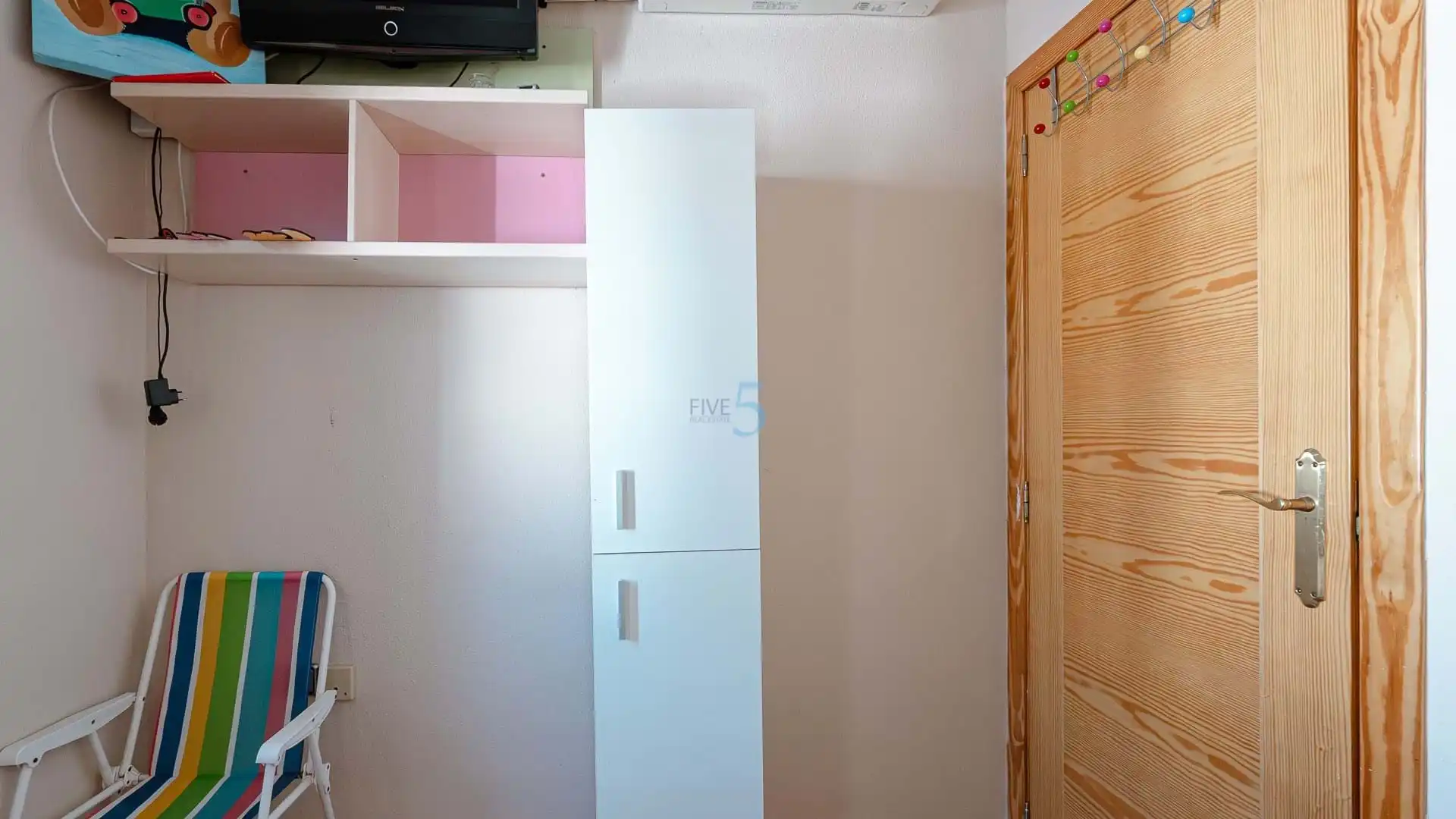Dormitori de Casa adosada en venda en Los Alcázares amb Aire condicionat, Terrassa i Moblat