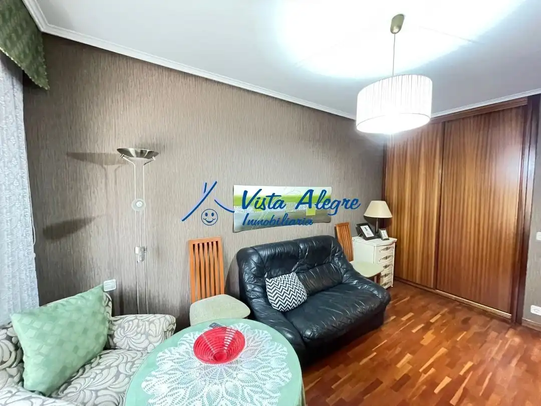 Sala de estar de Piso en venta en Haro con Calefacción, Terraza y Trastero