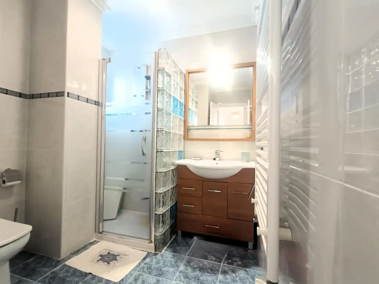 Baño de Piso en venta en Santander con Calefacción y Trastero