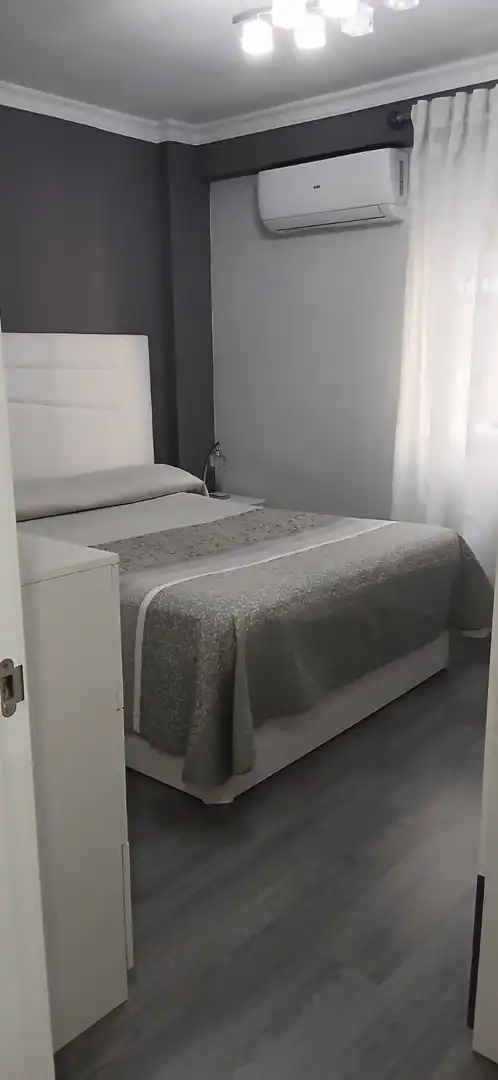 Habitación de Piso en venta en Málaga con Aire acondicionado, Calefacción y Terraza