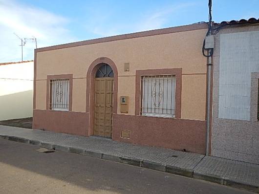 Casa-chalet en Venta en C/ San Roque en Puebla de la Calzada