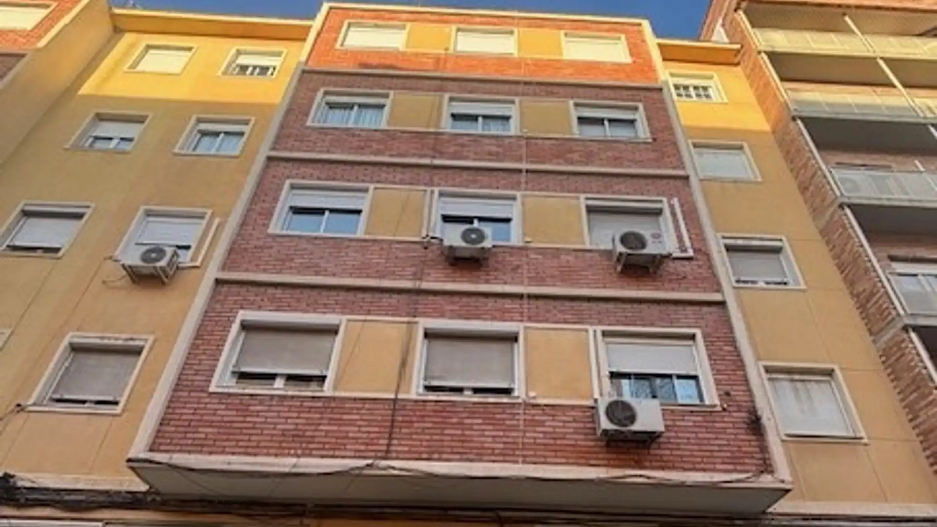 Vista exterior de Piso en venta en  Zaragoza Capital