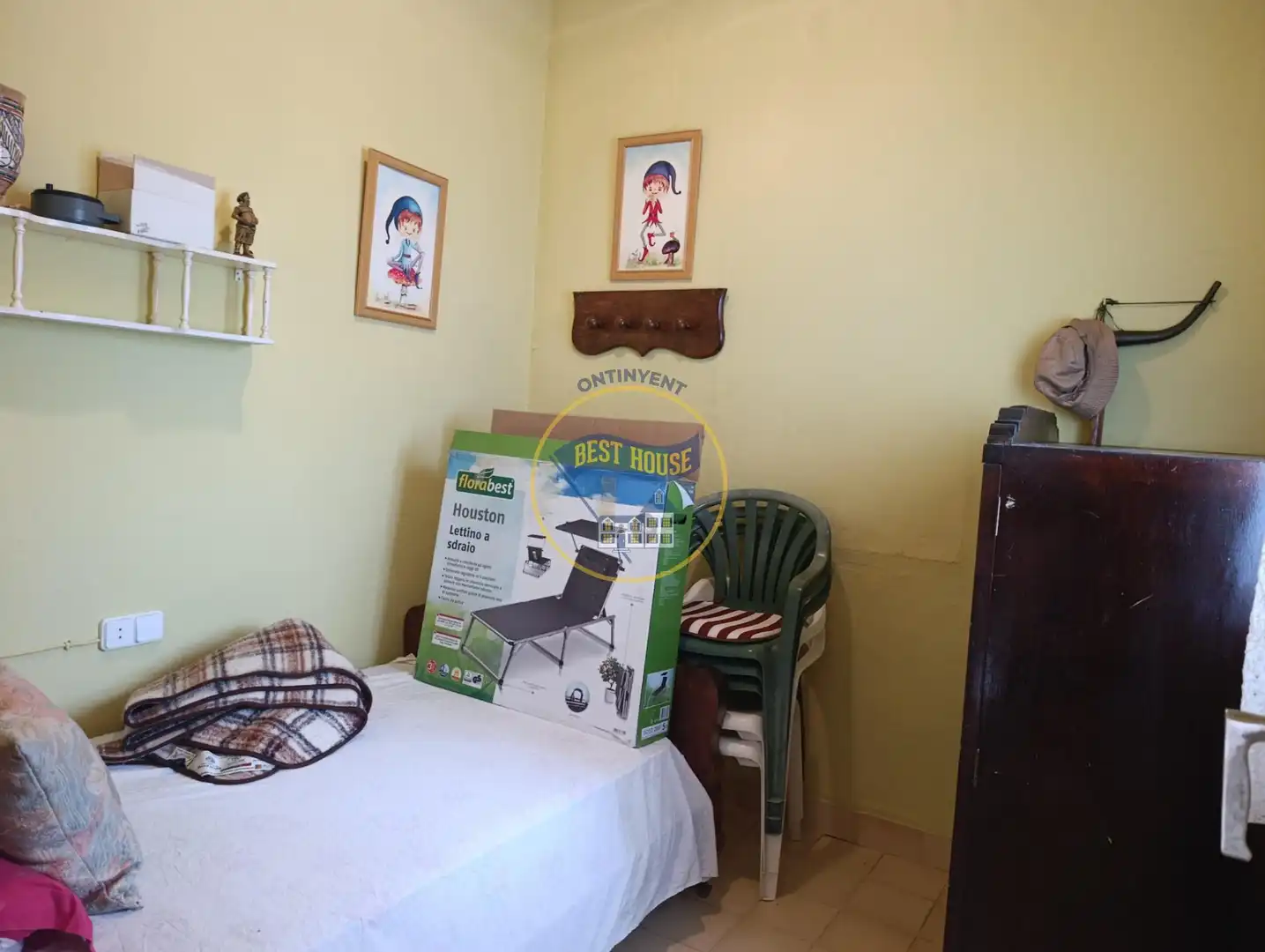 Dormitori de Casa o xalet en venda en Ontinyent amb Jardí privat, Traster i Piscina